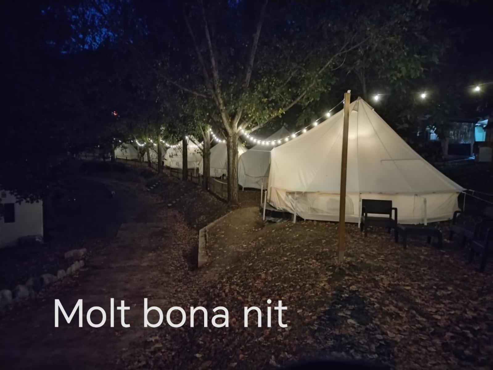 Tiendas Safaris Ripoll Buitenkant foto
